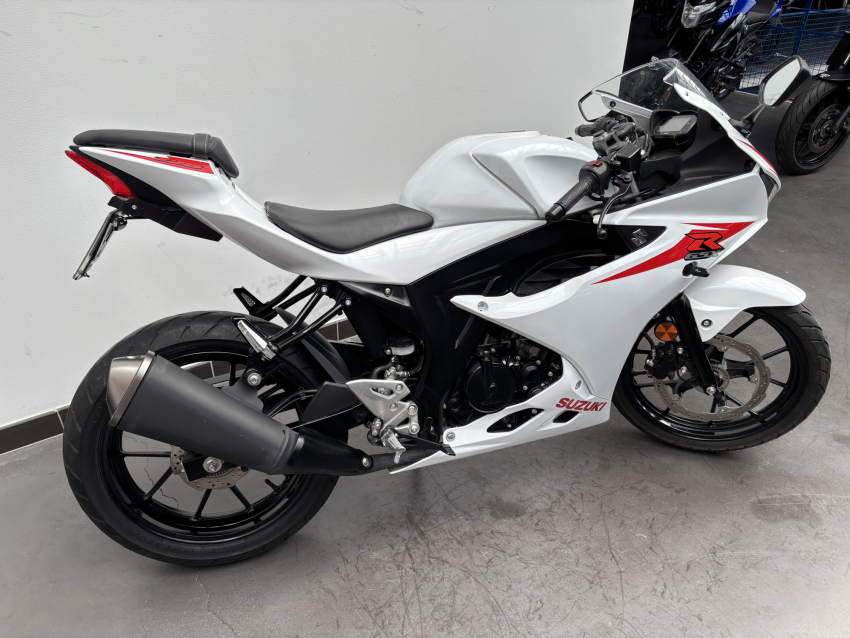 SUZUKI GSX-R 125 REVISEE ET GARANTIE 12 MOIS