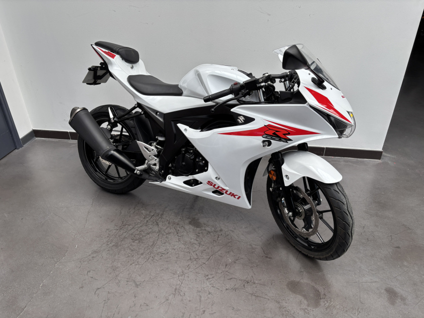 SUZUKI GSX-R 125 REVISEE ET GARANTIE 12 MOIS