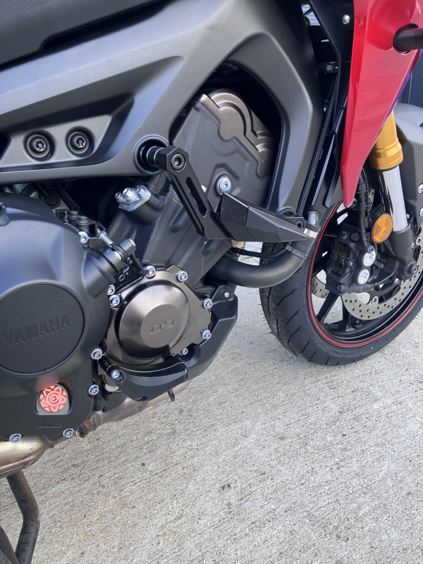 YAMAHA MT-09 TRACER YAMAHA MT-09 TRACER