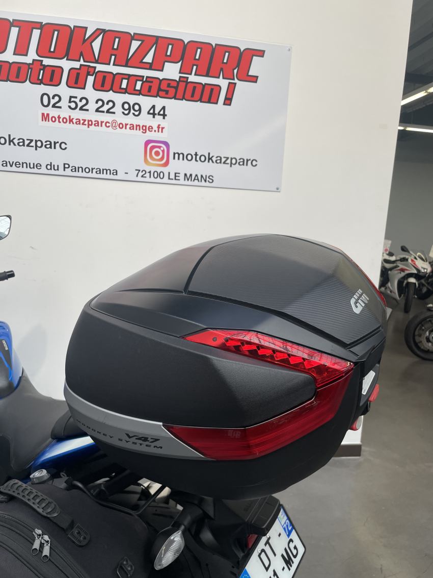 SUZUKI GSX-S 1000 F SUZUKI GSX-S 1000 F