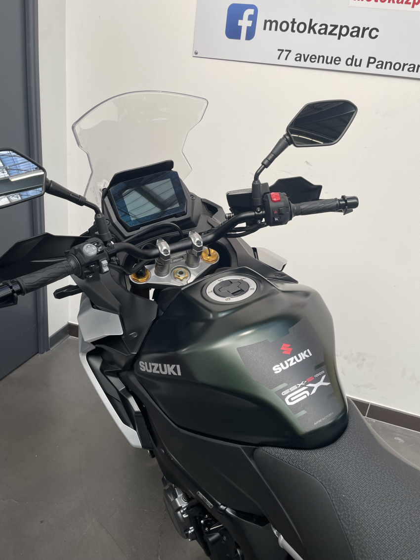SUZUKI GSX-S 1000 GX SUZUKI GSX-S 1000 GX