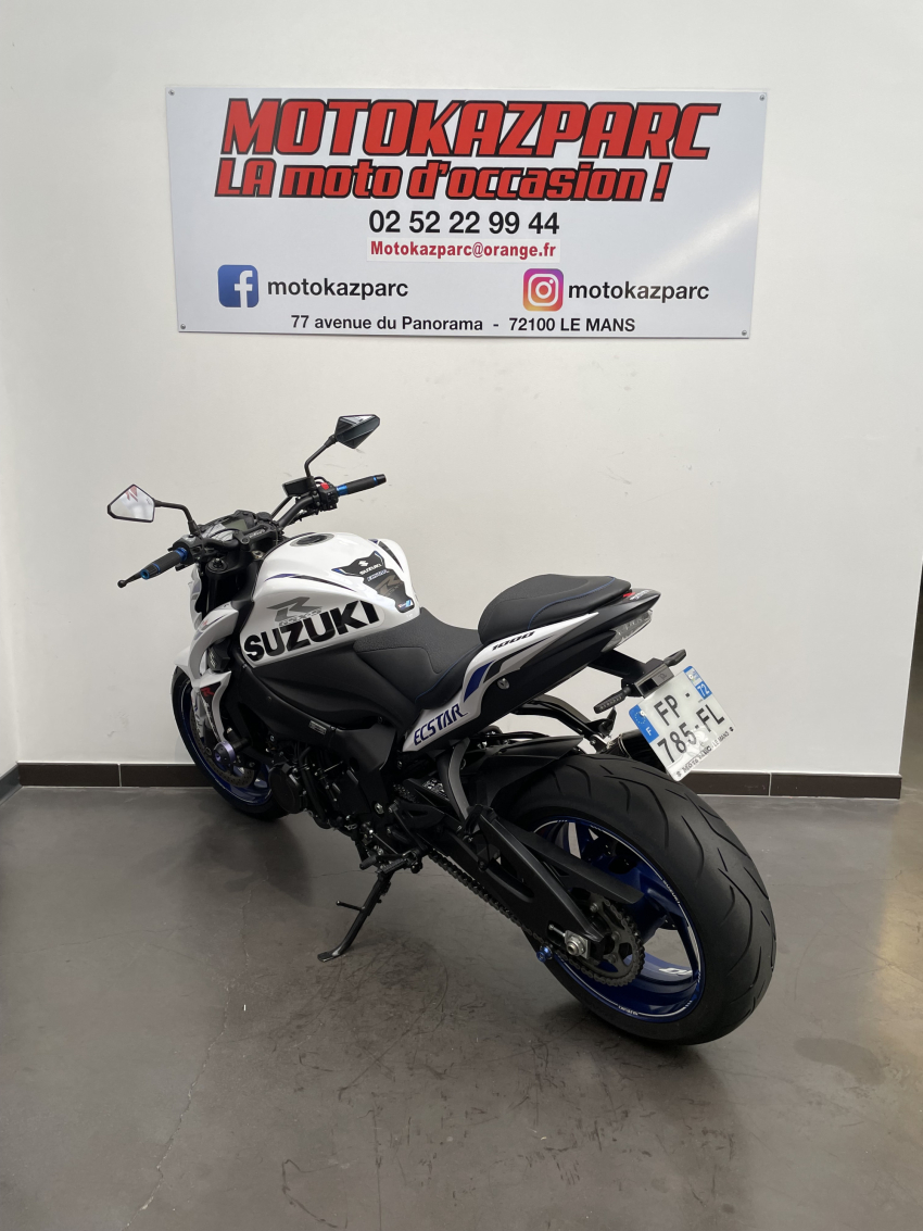 SUZUKI GSX-S 1000 ABS SUZUKI GSX-S 1000 ABS
