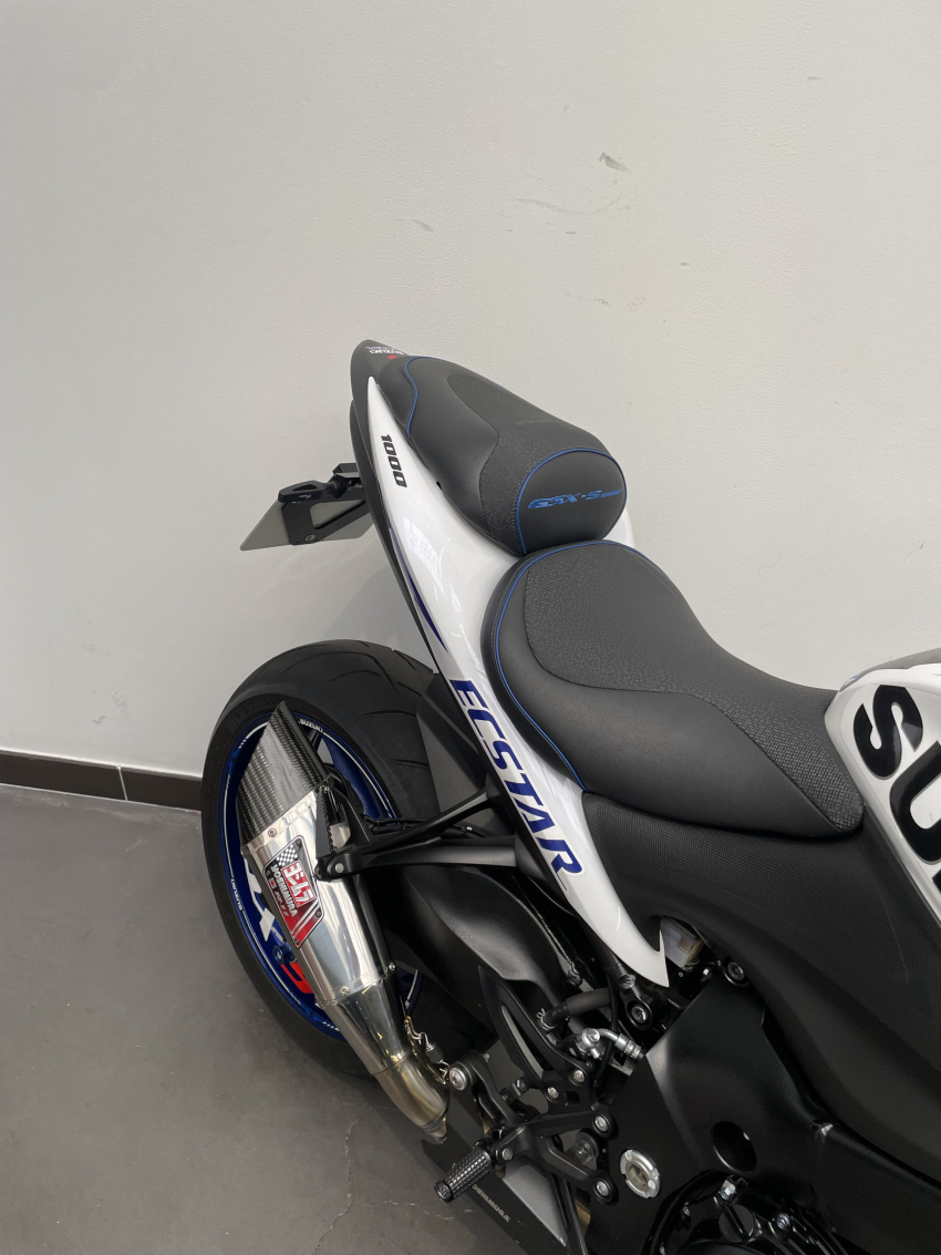 SUZUKI GSX-S 1000 ABS SUZUKI GSX-S 1000 ABS