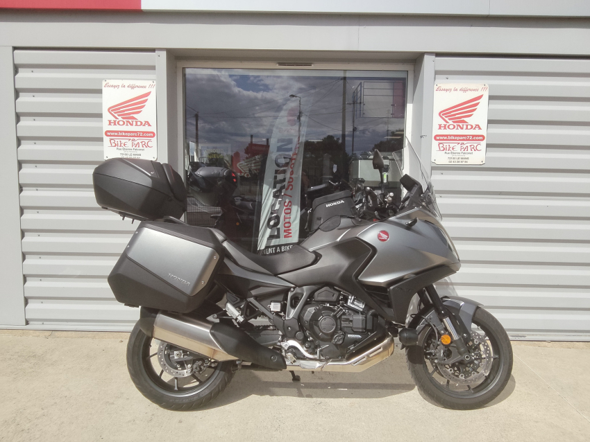 HONDA NT 1100 DCT HONDA NT 1100 DCT