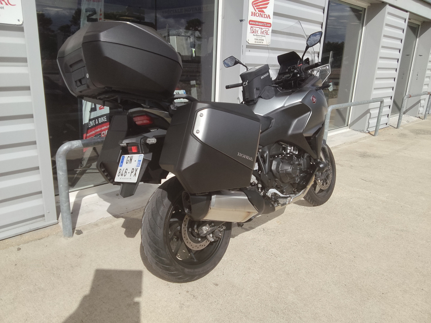 HONDA NT 1100 DCT HONDA NT 1100 DCT