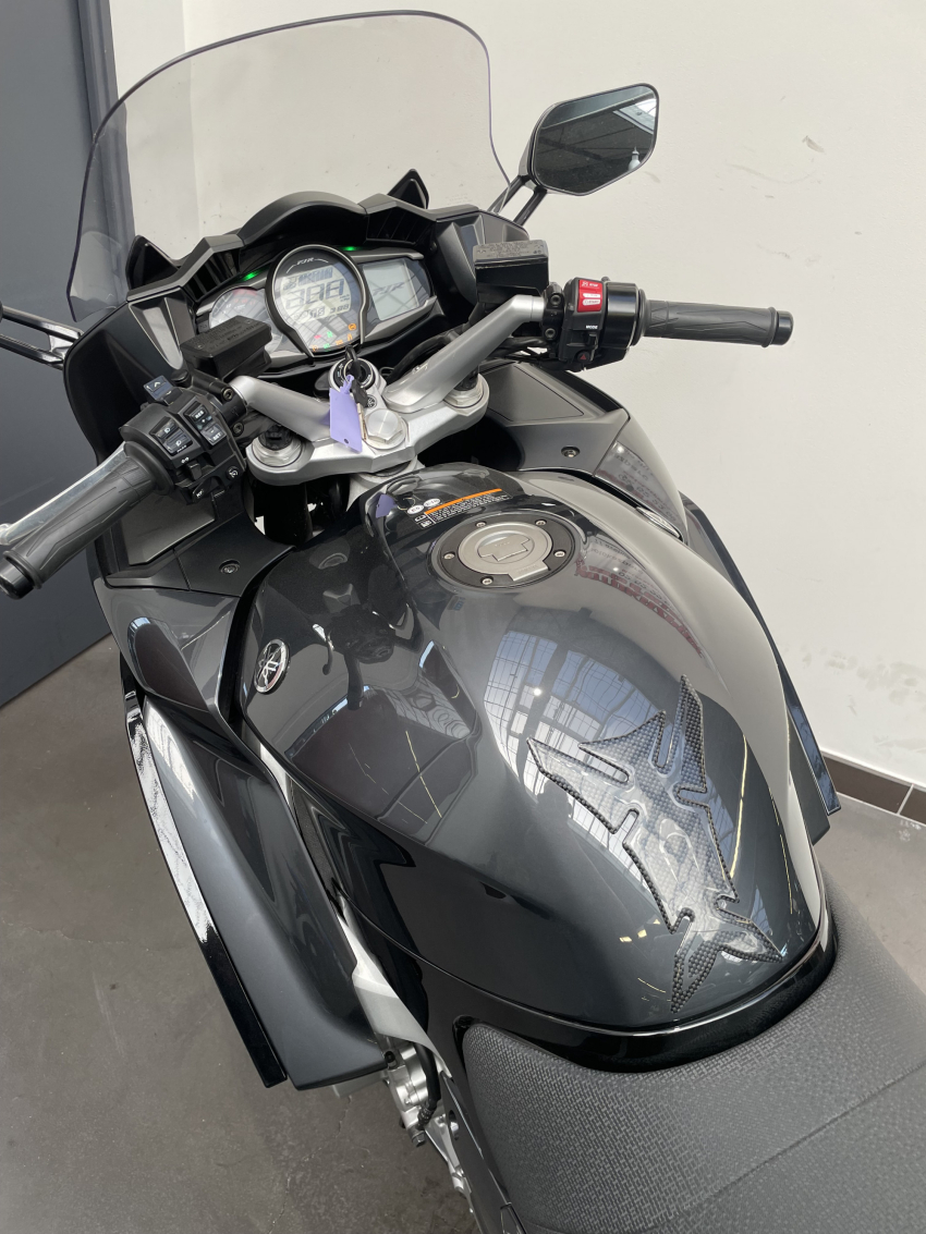 YAMAHA FJR 1300 AE