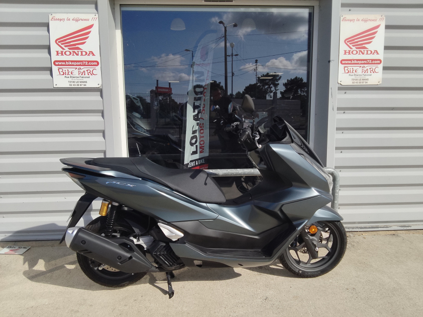 HONDA PCX 125 DX TOP BOX HONDA PCX 125 DX TOP BOX