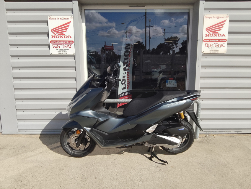 HONDA PCX 125 DX TOP BOX HONDA PCX 125 DX TOP BOX