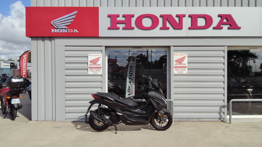HONDA NSS FORZA 125 HONDA NSS FORZA 125