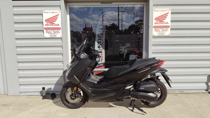 HONDA NSS FORZA 125 HONDA NSS FORZA 125