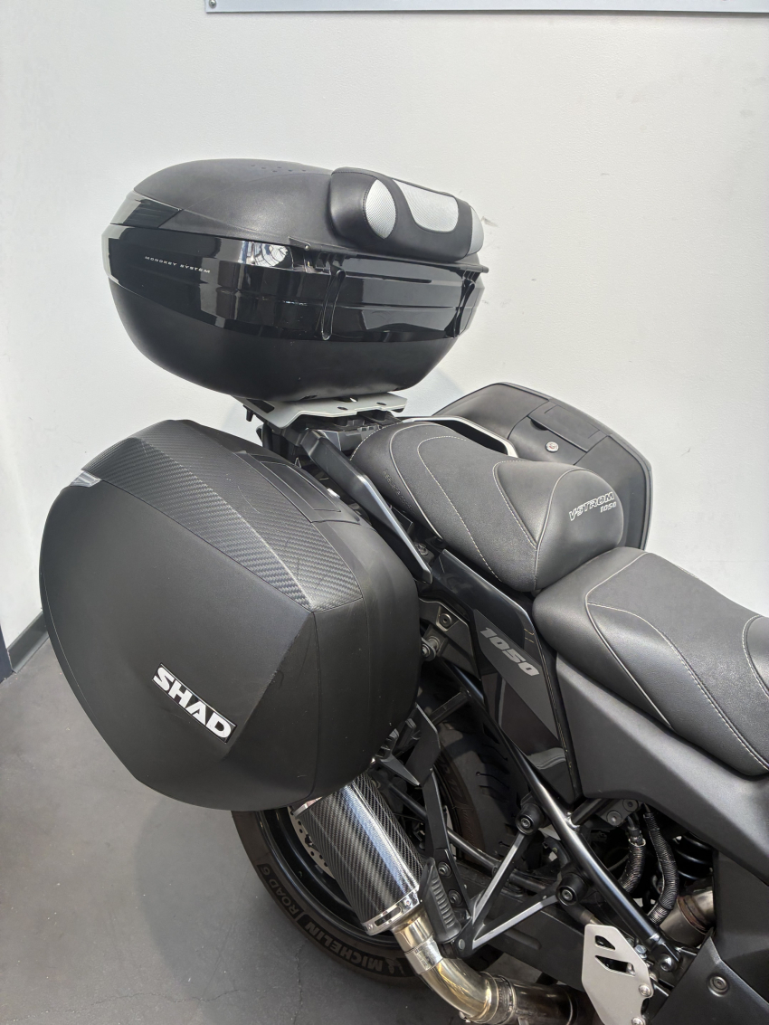 SUZUKI DL V-STROM 1050 SUZUKI DL V-STROM 1050