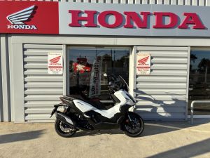 HONDA ADV 350