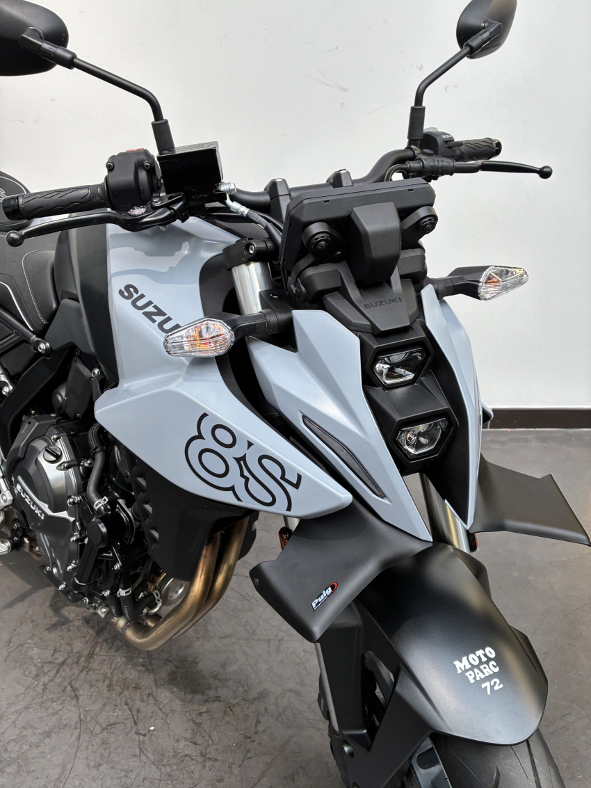 SUZUKI GSX-8S A2 SUZUKI GSX-8S A2