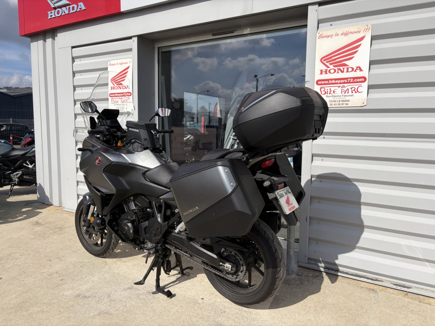 HONDA NT 1100 DCT HONDA NT 1100 DCT