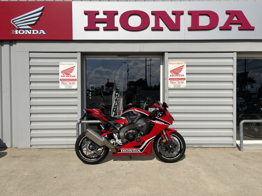 HONDA CBR 1000 RR FIREBLADE HONDA CBR 1000 RR FIREBLADE