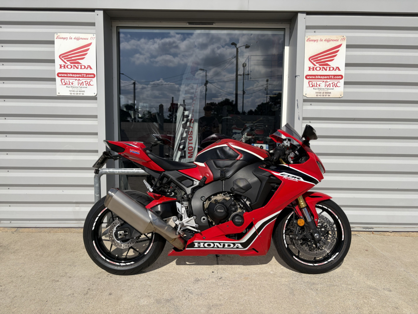 HONDA CBR 1000 RR FIREBLADE HONDA CBR 1000 RR FIREBLADE