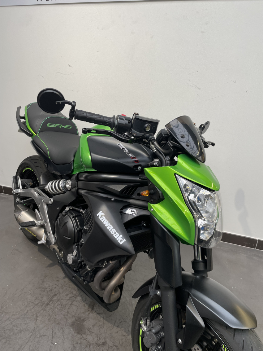 KAWASAKI ER-6 KAWASAKI ER-6