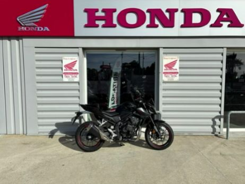HONDA CB 500 Hornet E-Clutch HONDA CB 500 Hornet E-Clutch