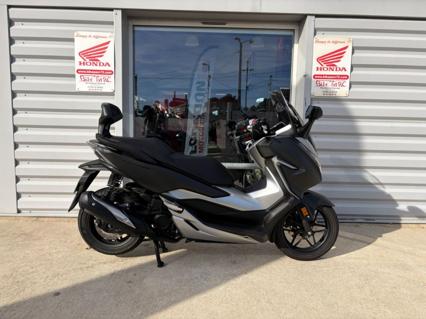 HONDA NSS FORZA 300 HONDA NSS FORZA 300