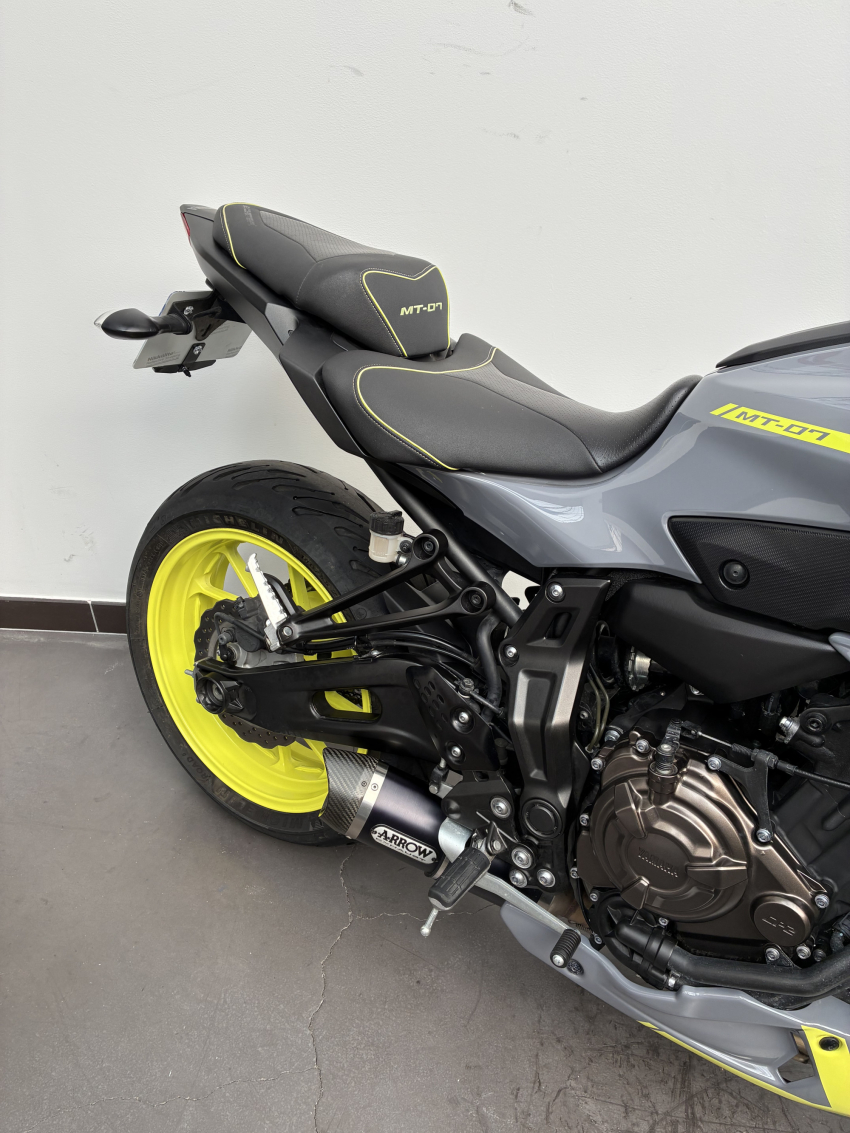 YAMAHA MT-07 YAMAHA MT-07