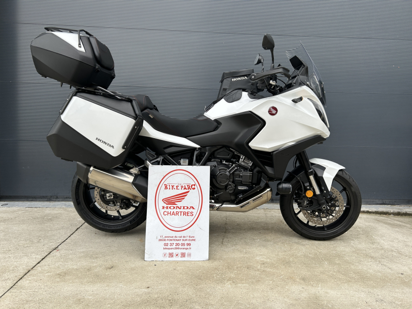 HONDA NT 1100 DCT HONDA NT 1100 DCT