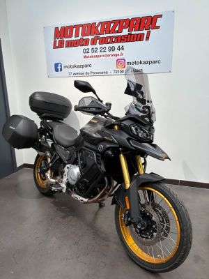 VOGE DS 900 X