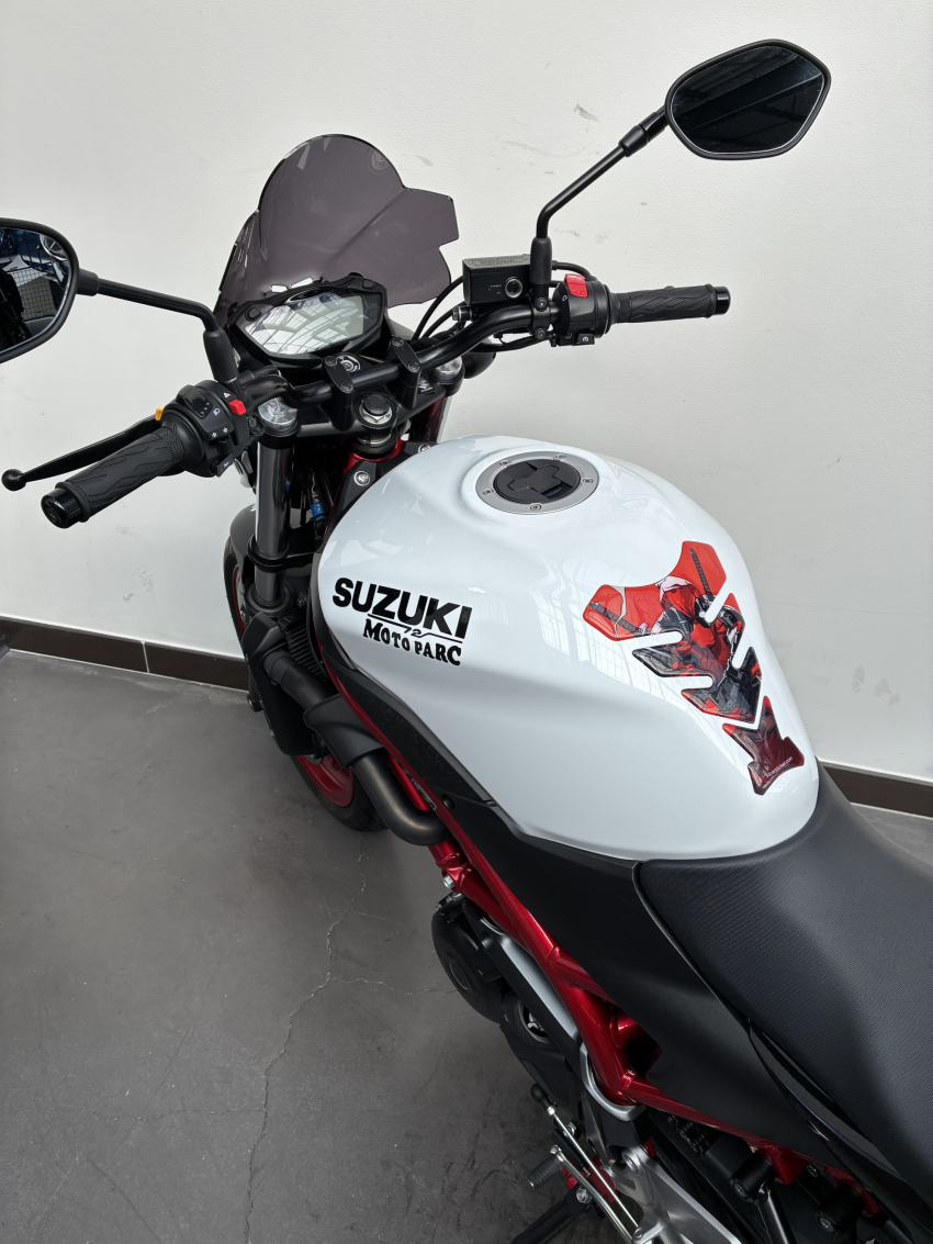 SUZUKI SV 650 SUZUKI SV 650