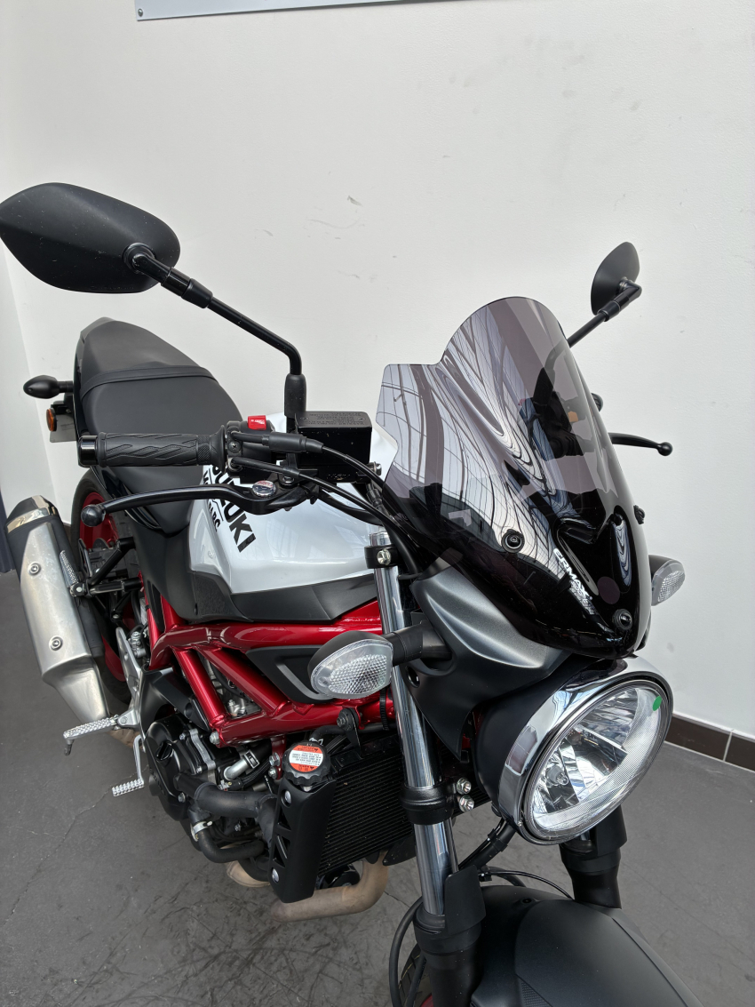 SUZUKI SV 650 SUZUKI SV 650