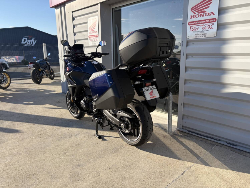 HONDA NT 1100 DCT HONDA NT 1100 DCT