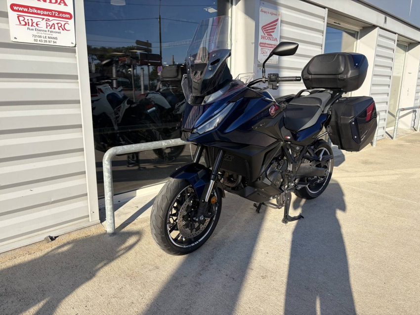 HONDA NT 1100 DCT HONDA NT 1100 DCT
