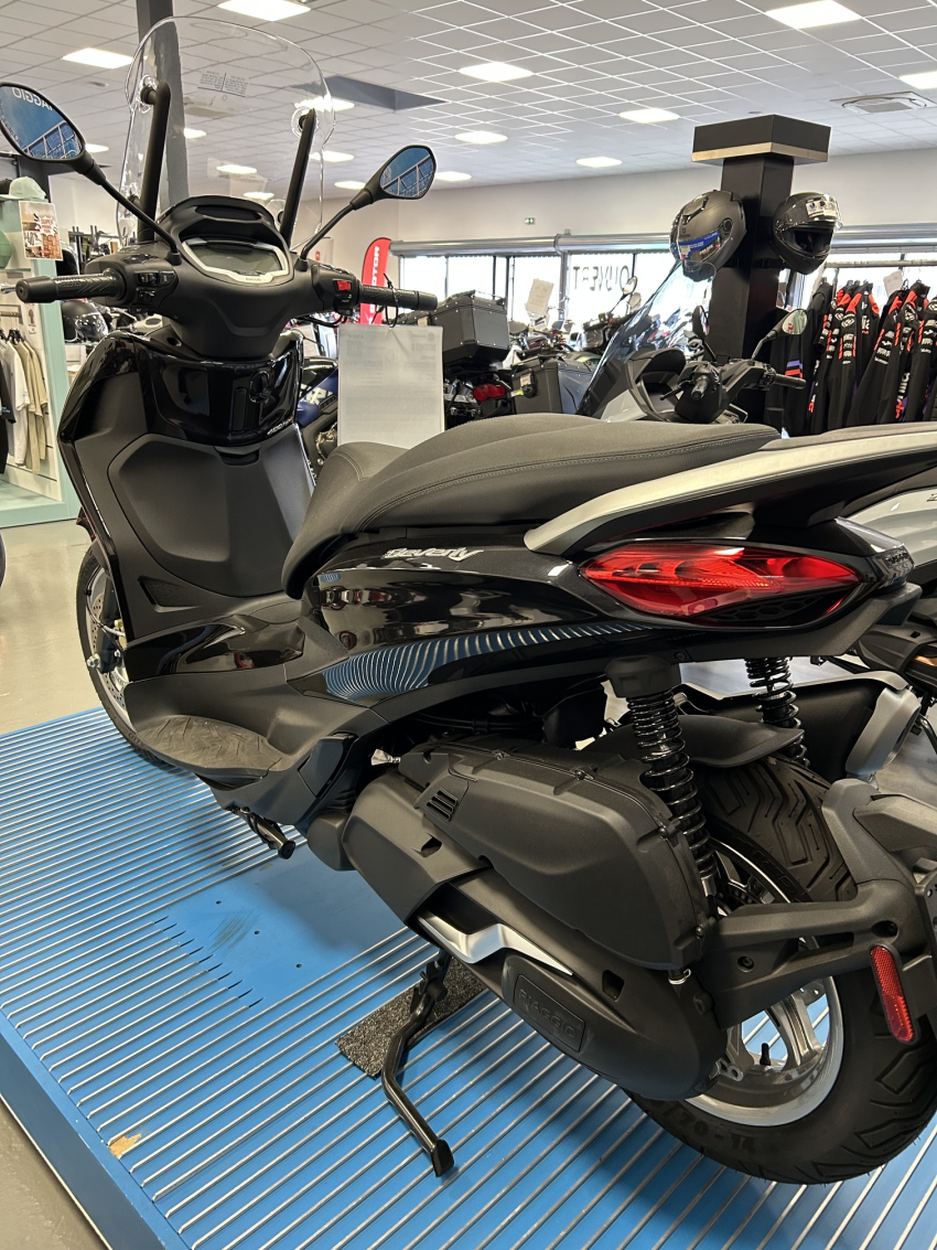 PIAGGIO BEVERLY 400 PIAGGIO BEVERLY 400
