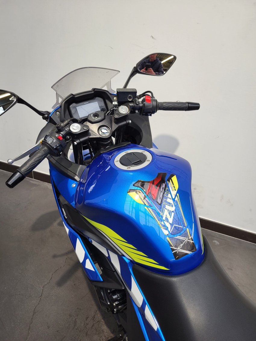 SUZUKI GSX 250 R ABS SUZUKI GSX 250 R ABS