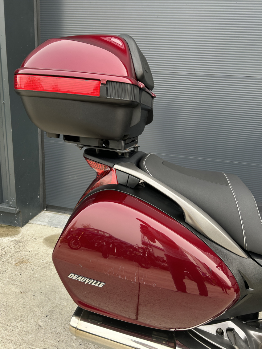 HONDA NT DEAUVILLE 700 ABS HONDA NT DEAUVILLE 700 ABS