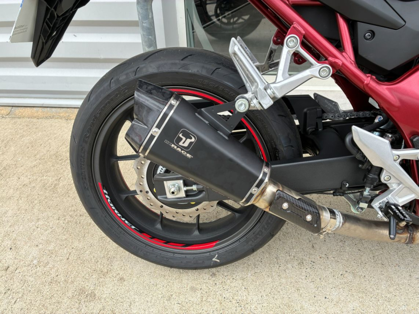 HONDA CB 750 HORNET A2 HONDA CB 750 HORNET A2