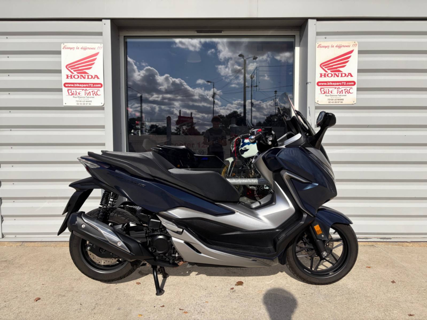 HONDA NSS FORZA 300 HONDA NSS FORZA 300