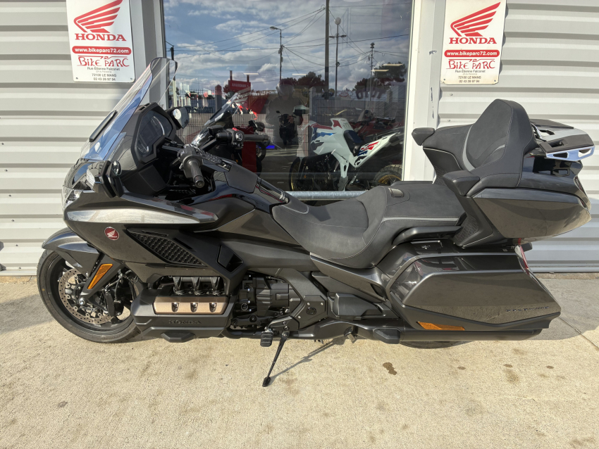 HONDA GL 1800 GOLDWING TOURING DCT HONDA GL 1800 GOLDWING TOURING DCT