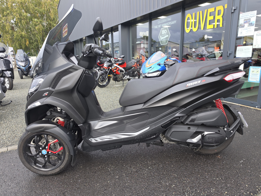 PIAGGIO MP3 400 HPE SPORT ABS ASR PIAGGIO MP3 400 HPE SPORT ABS ASR