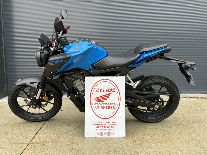 HONDA CB 125R Neo Sport Café HONDA CB 125R Neo Sport Café