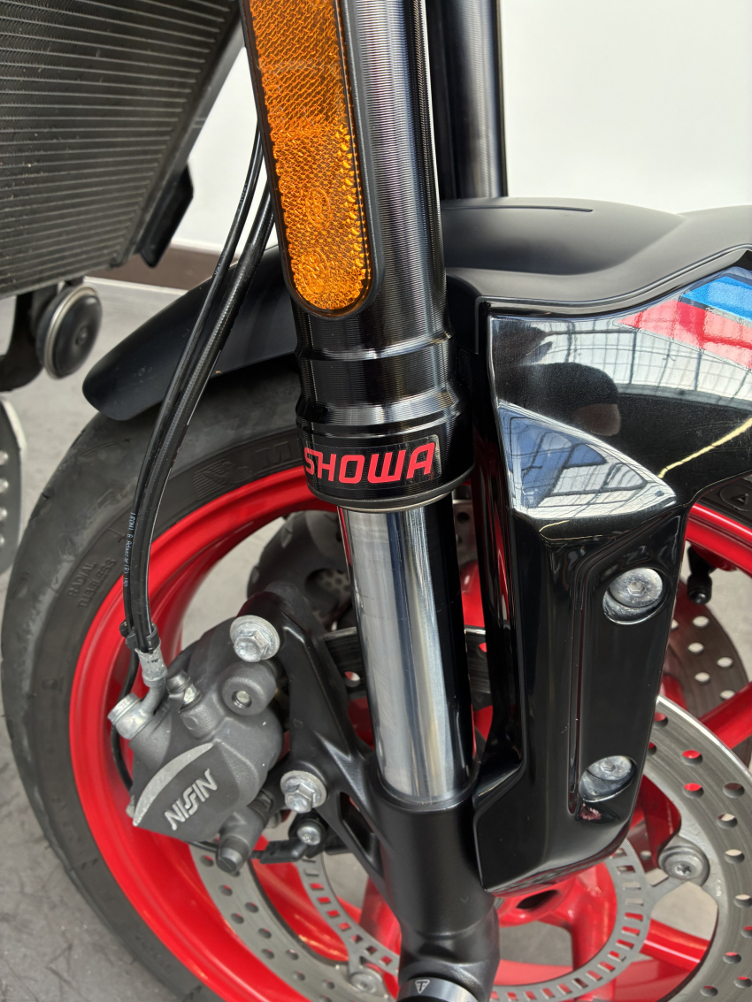 TRIUMPH TRIDENT 660 A2 TRIUMPH TRIDENT 660 A2