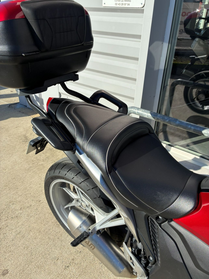 HONDA VFR 1200 HONDA VFR 1200