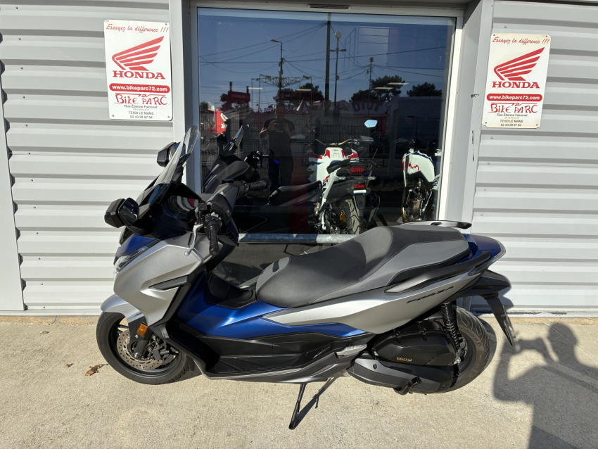 HONDA NSS FORZA 125 HONDA NSS FORZA 125