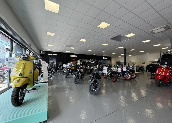 roadparc72-interieur-concession-3